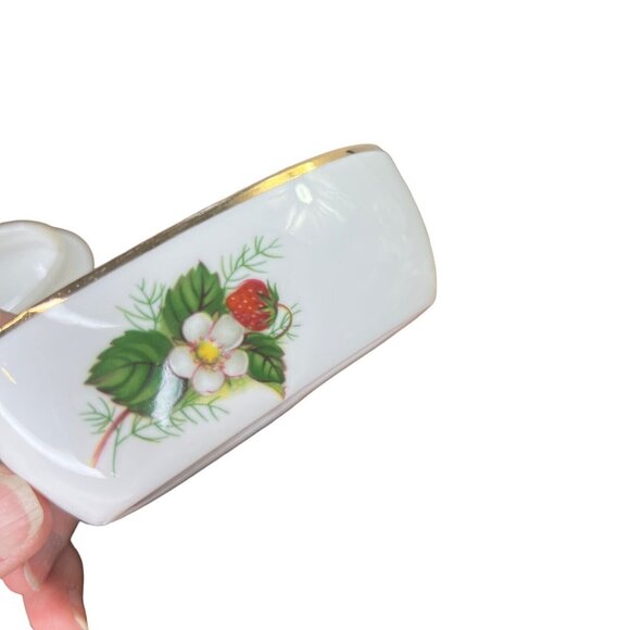 Vgt Hammersley Heart Shaped Hand-painted Bone China Trinket Box Strawberries - Picture 8 of 14